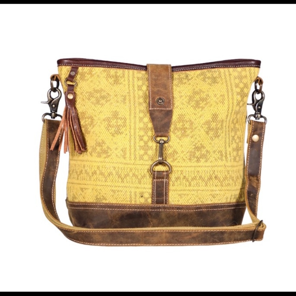 Myra Bag Shoulder Bag NWT - Picture 2 of 3